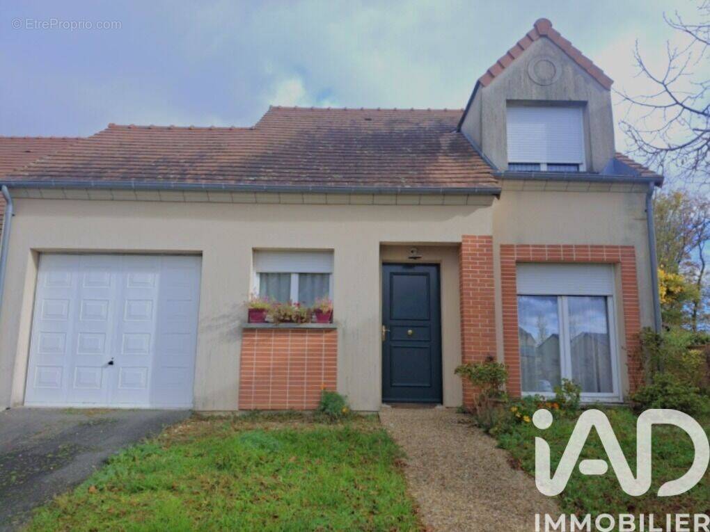 Photo 1 - Maison à BRIARE