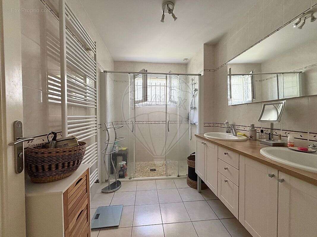 Maison à SAINT-PALAIS-SUR-MER