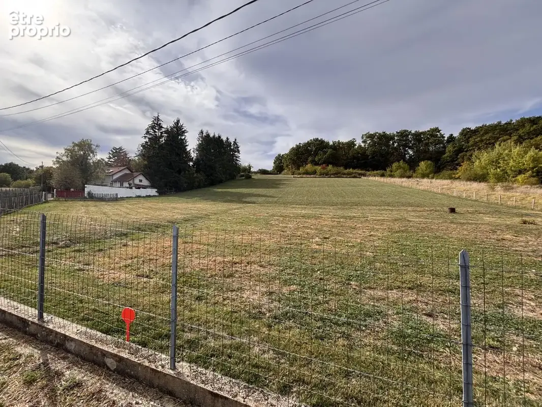 Photo Terrain à Bellerive-Sur-Allier au prix de 120 000€