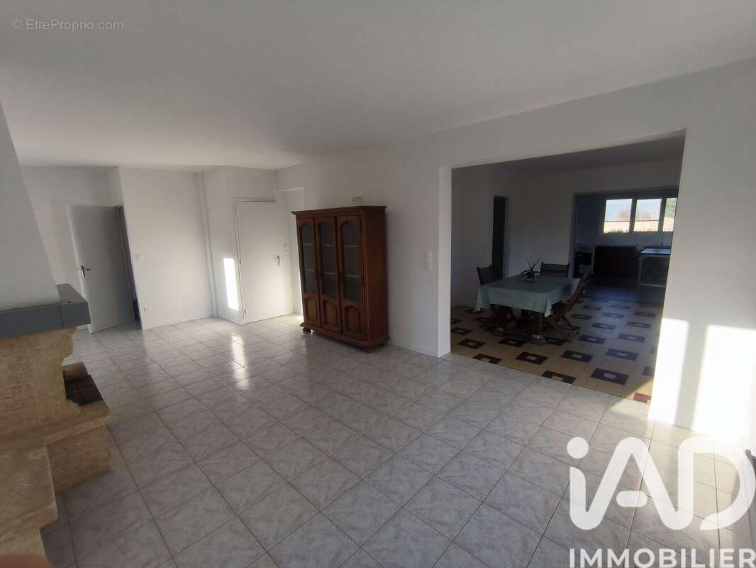 Maison 157 m² à Barc  - photo 4