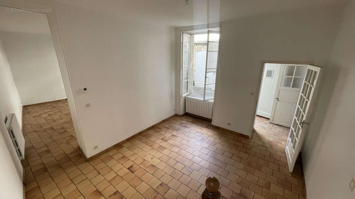 Maison à COGNAC