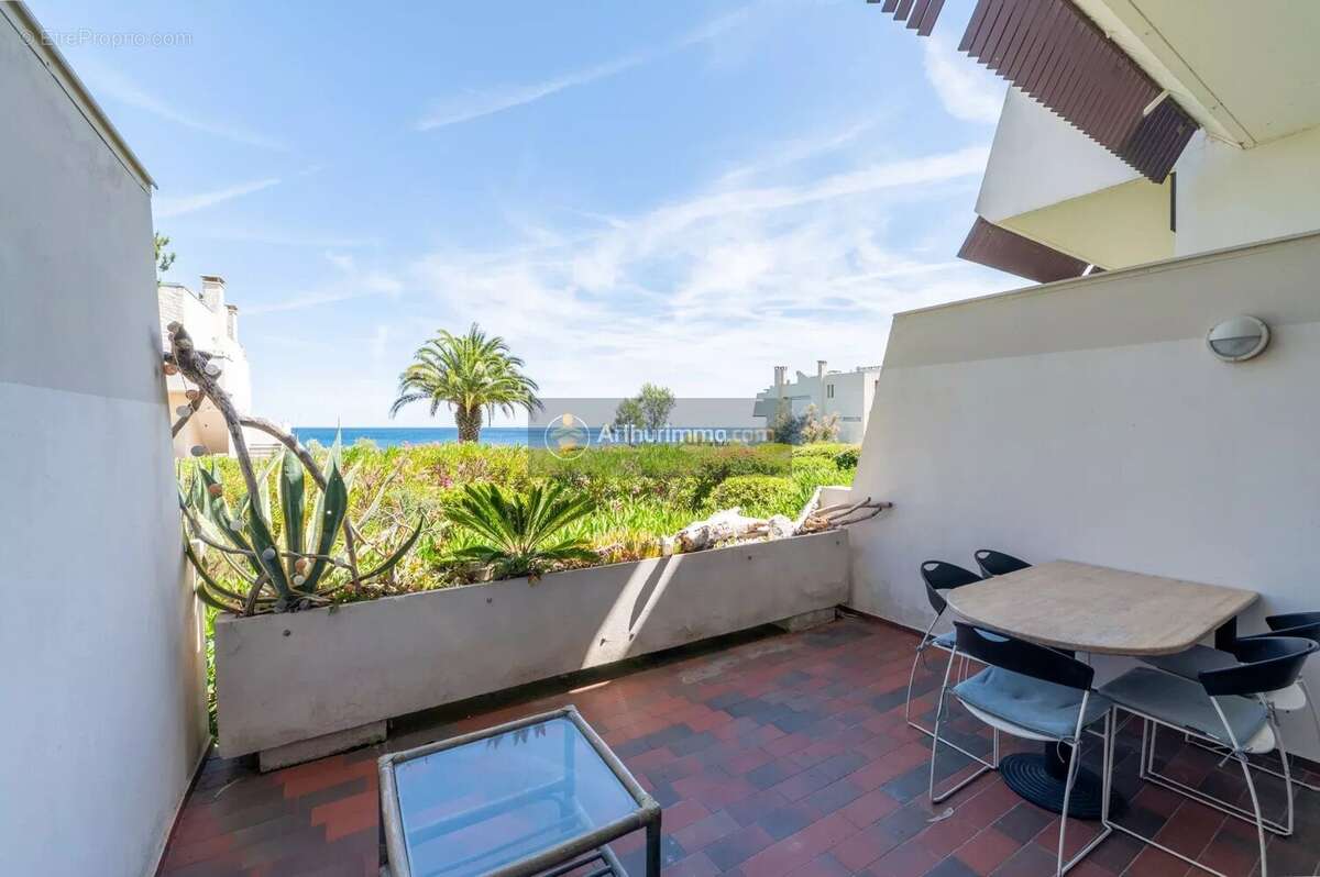 Appartement à FREJUS