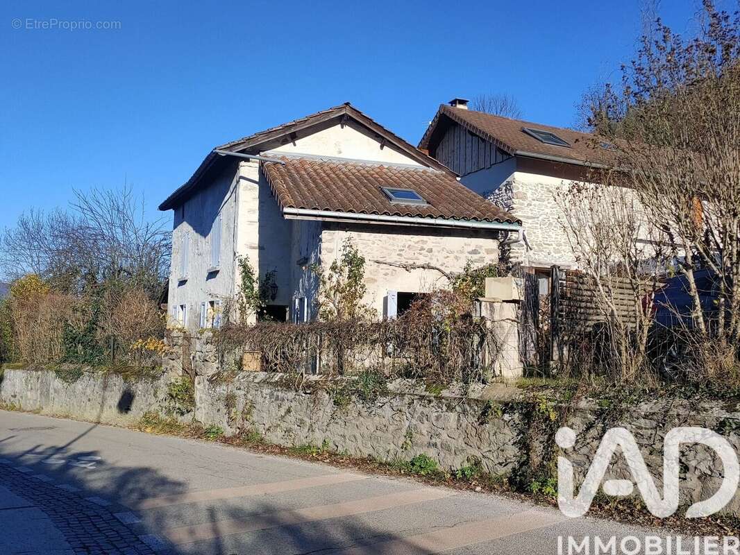 Photo 2 - Maison à CHAMP-SUR-DRAC