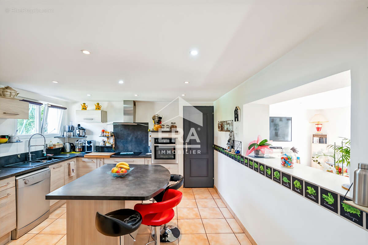 Maison à BOUC-BEL-AIR