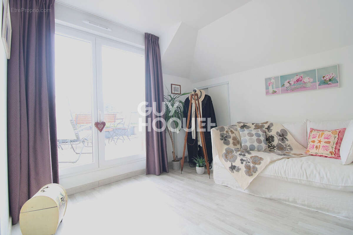 Appartement à OZOIR-LA-FERRIERE