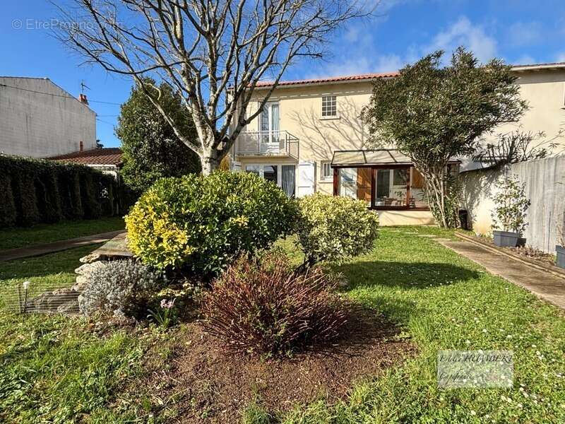 Maison à LA ROCHELLE