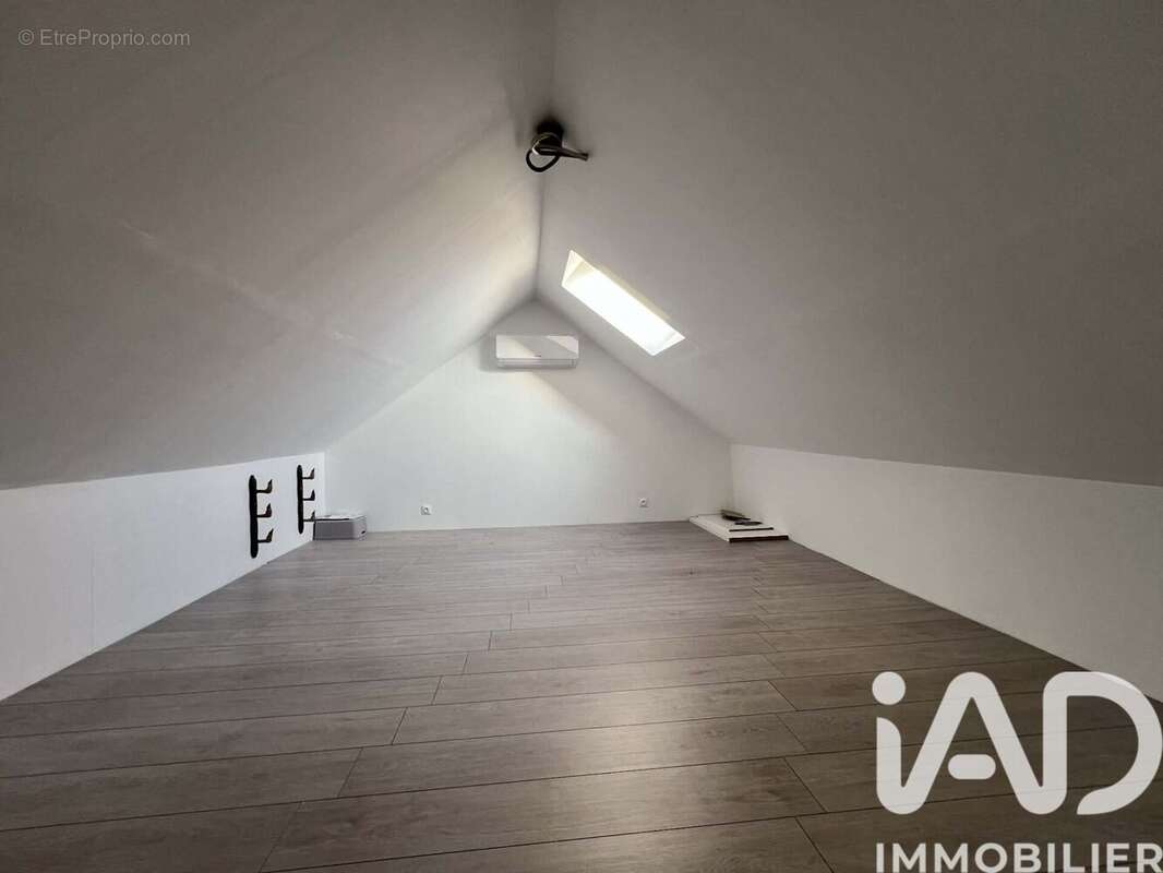 Photo 9 - Maison à REALCAMP