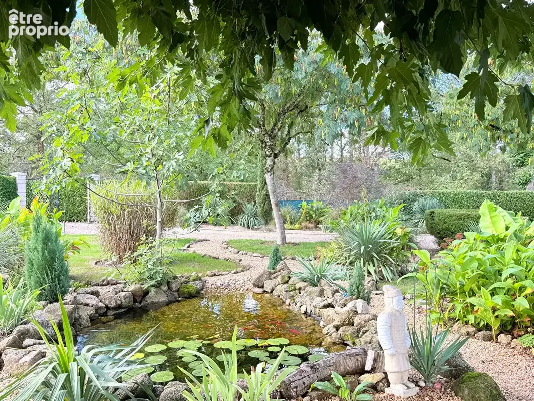 Une maison à partager, chacun chez soi : quatre chambres et deux espaces de vie avec accès et jardins privatifs - photo 4