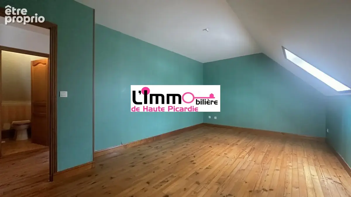 Maison 136 m² à Combles  - photo 9