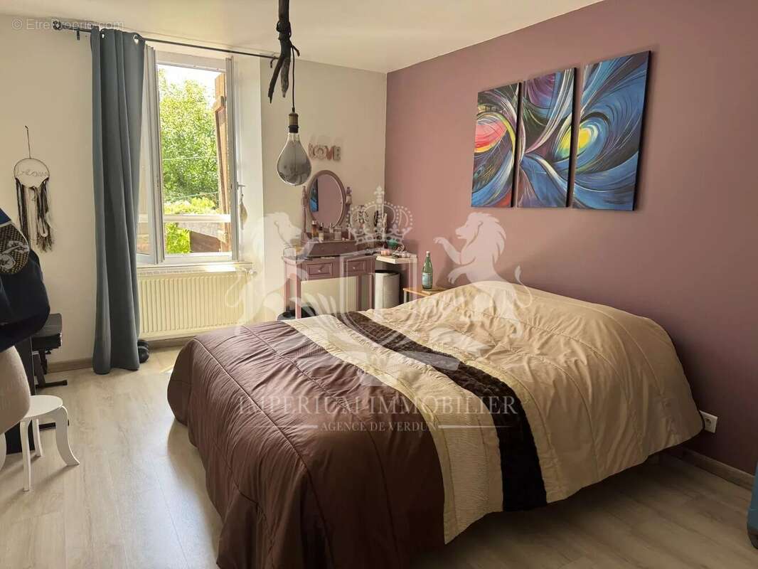 Maison à BELLEVILLE-SUR-MEUSE