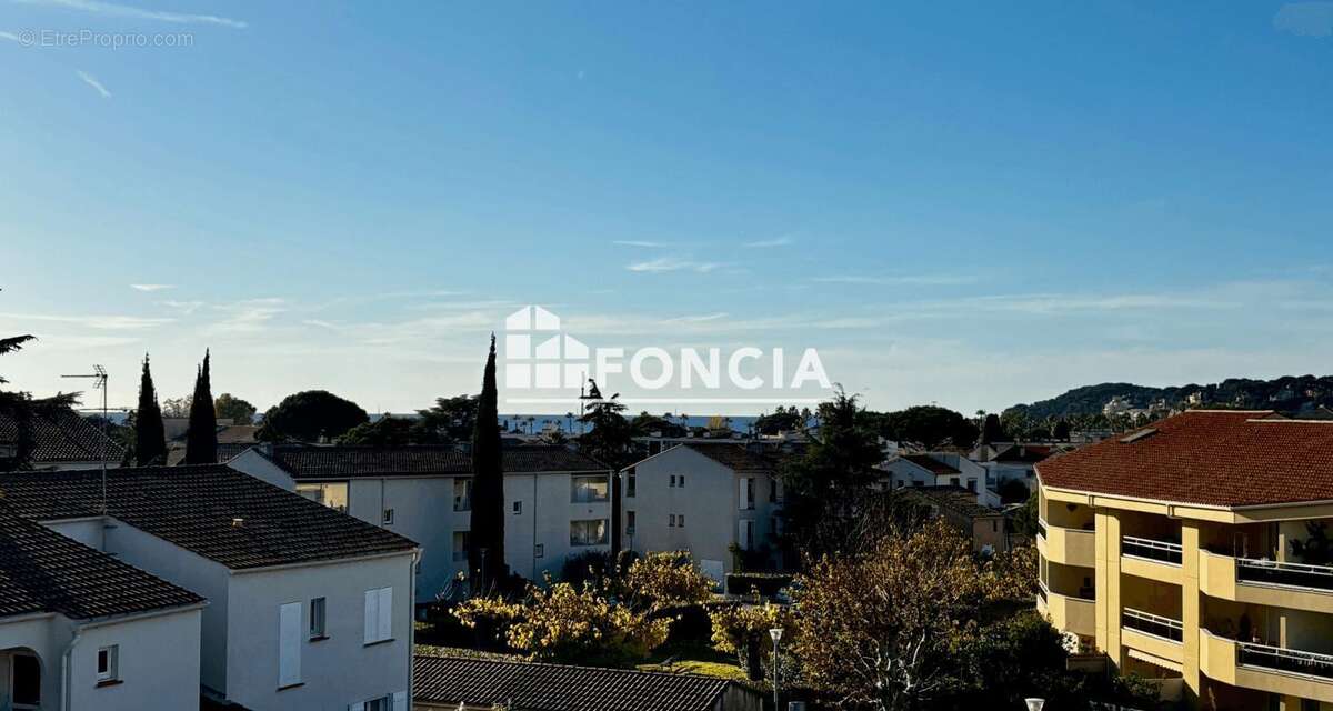 Appartement à SIX-FOURS-LES-PLAGES