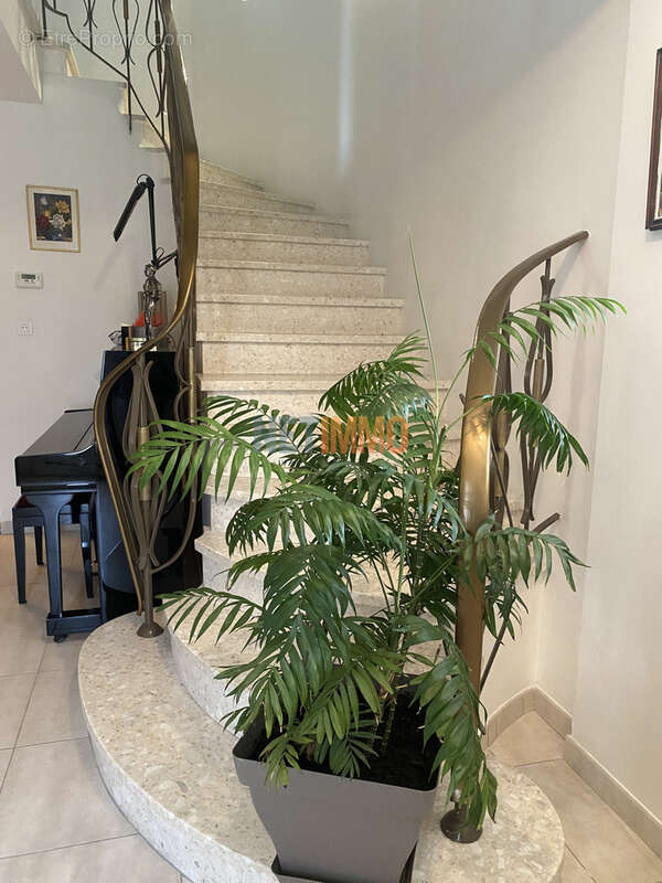 Maison à NIMES
