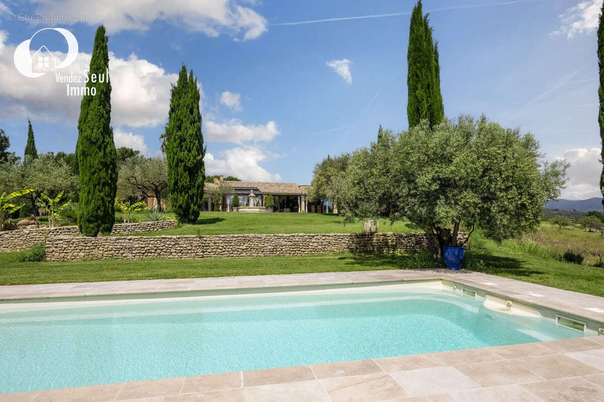 Maison à VAISON-LA-ROMAINE