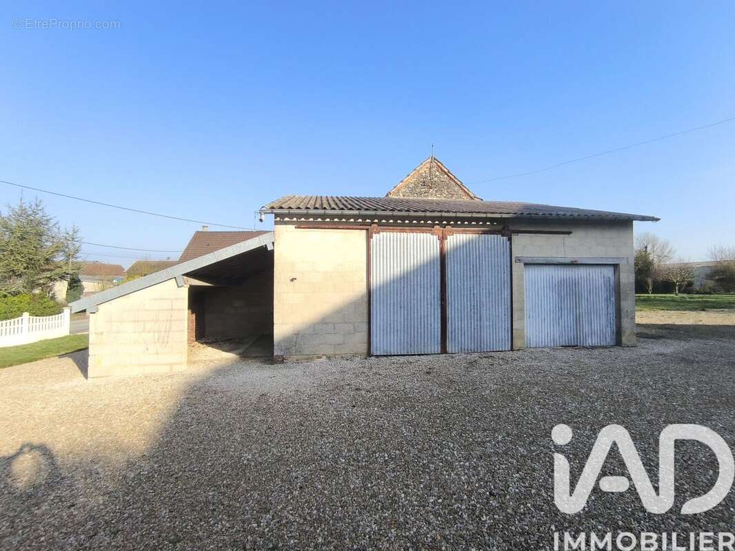 Maison 203 m² à Broussy-Le-Grand  - photo 6