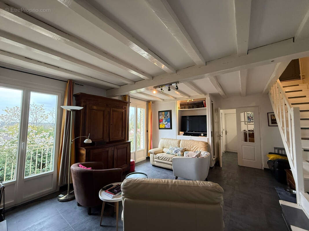 Maison à COMBS-LA-VILLE