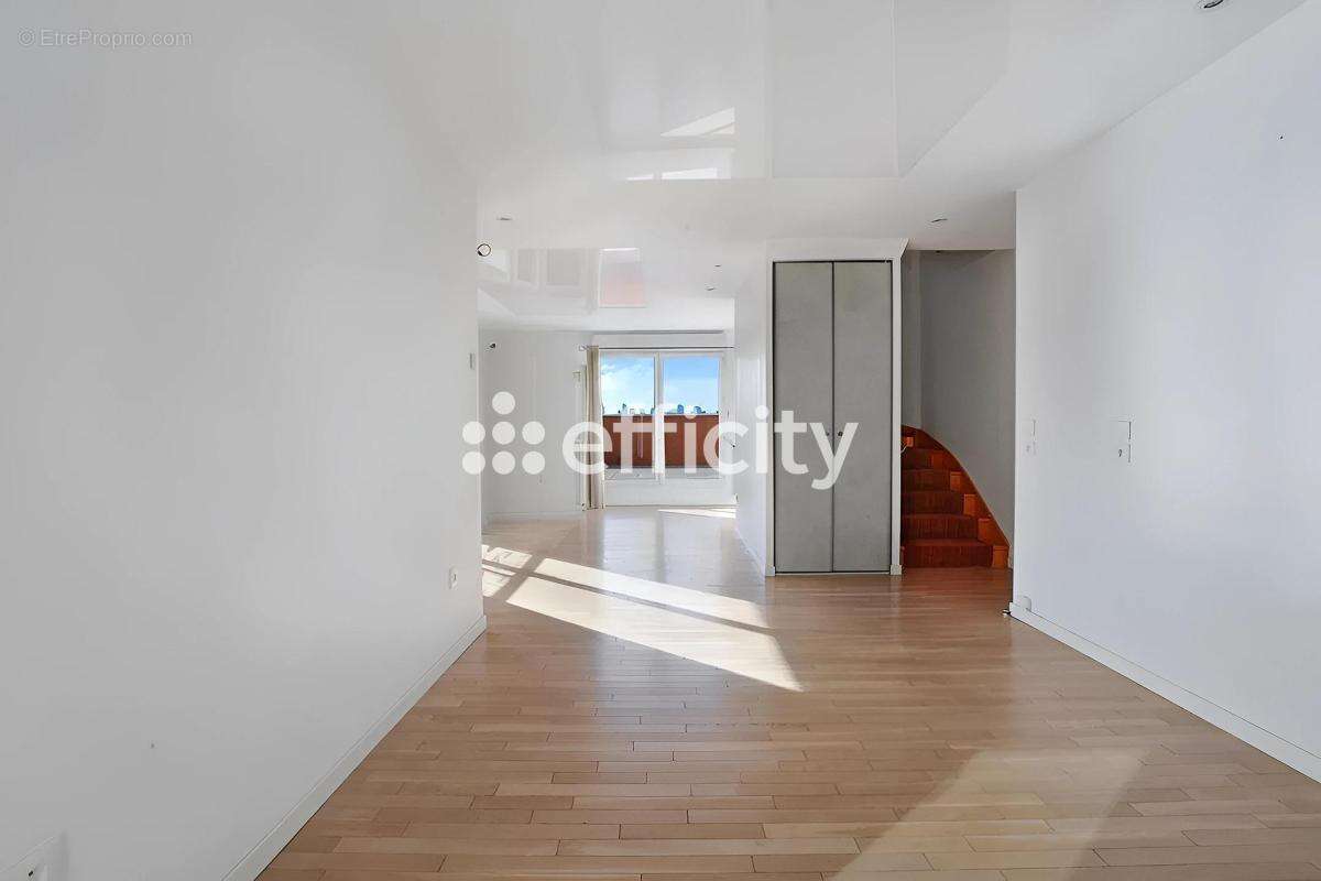Appartement à SAINT-OUEN