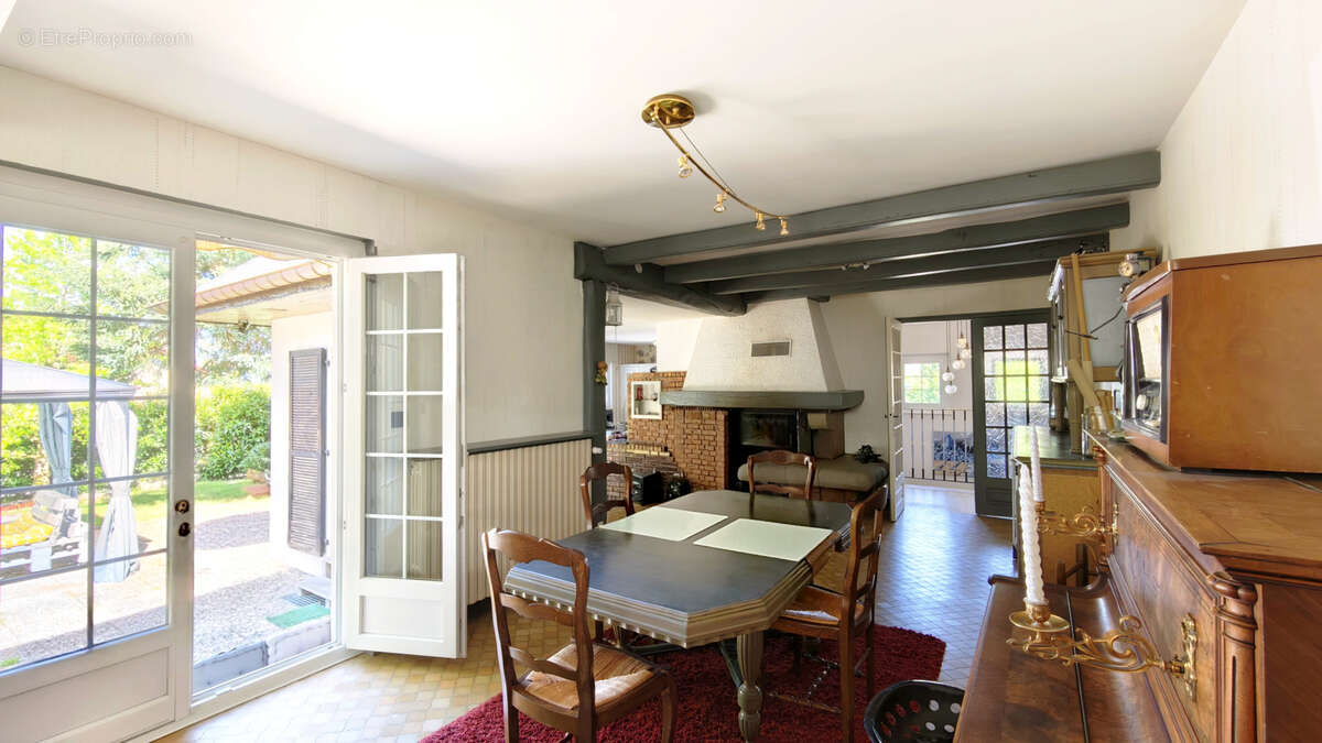 Maison à LES FORGES
