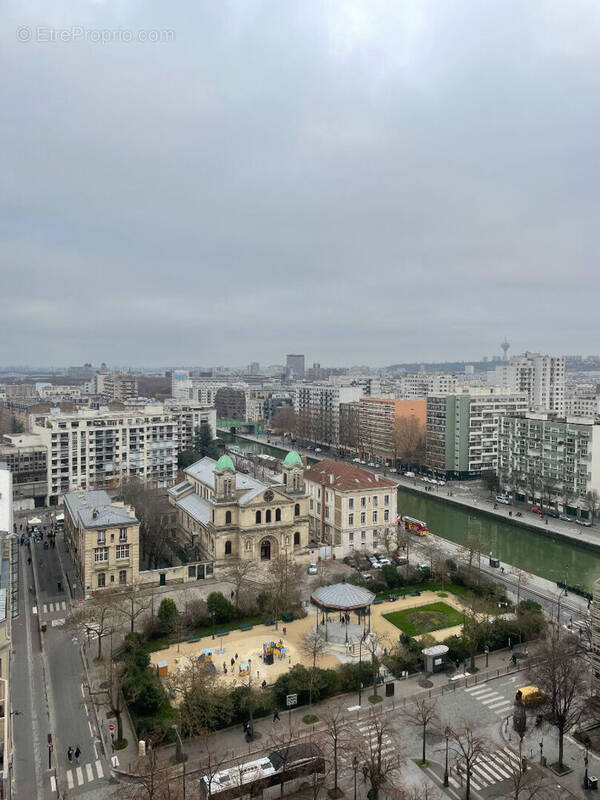 Appartement à PARIS-19E