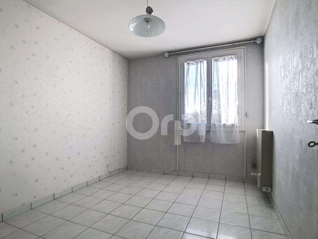 Appartement à TERRASSON-LAVILLEDIEU