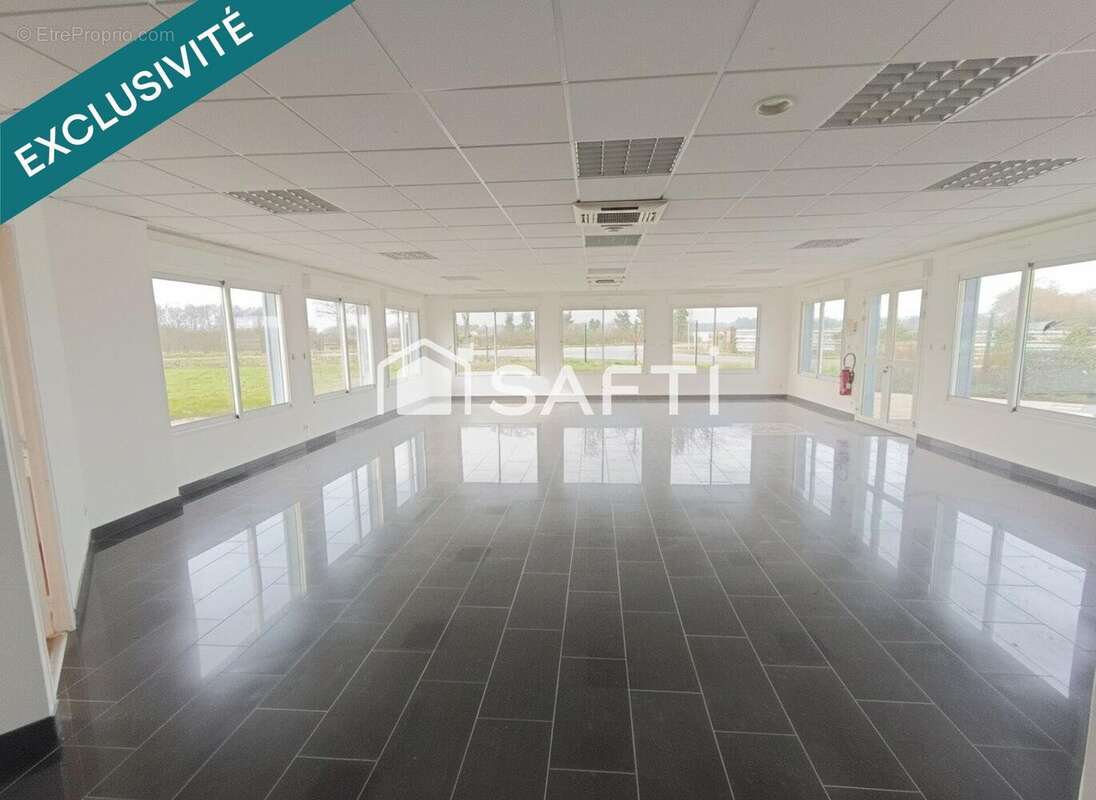 Photo 5 - Commerce à JANS