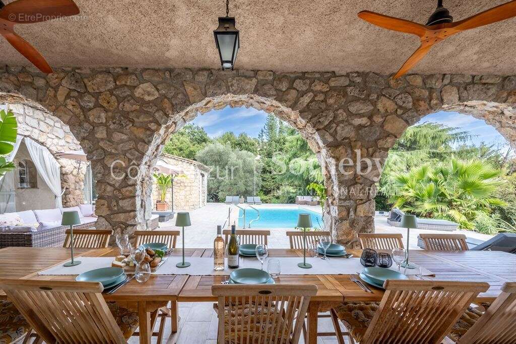 Maison à PEYMEINADE