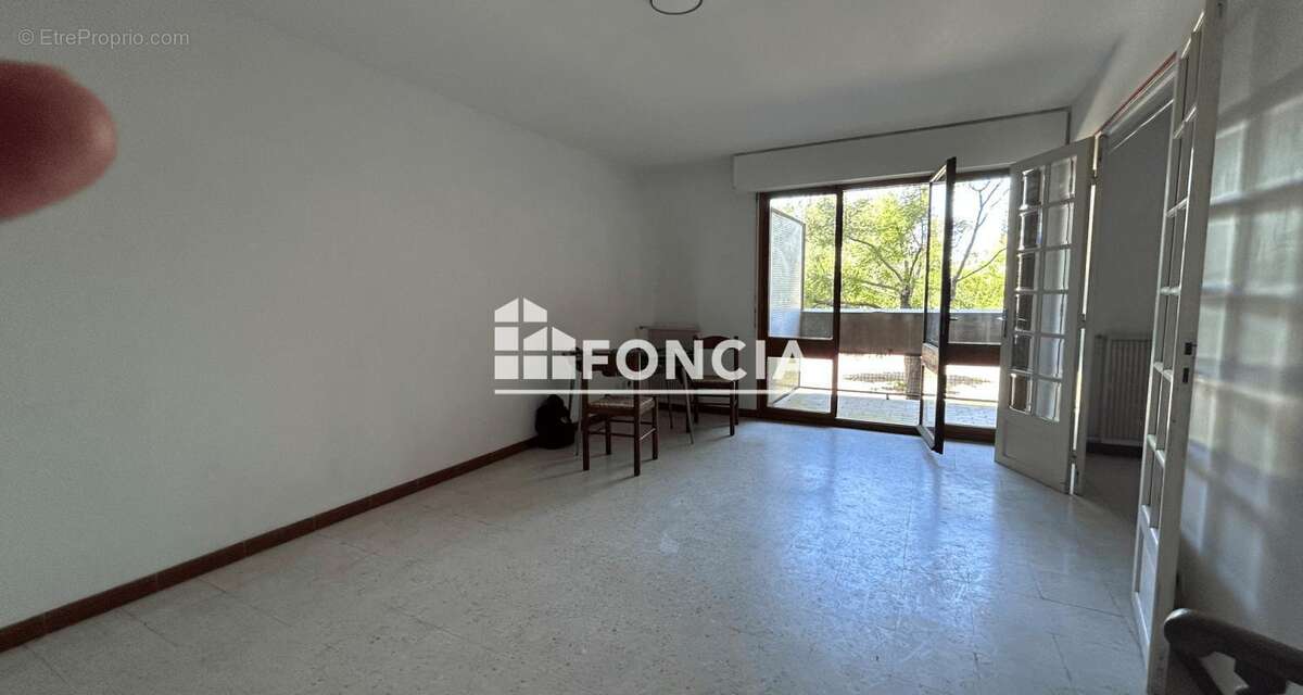 Appartement à MARSEILLE-12E