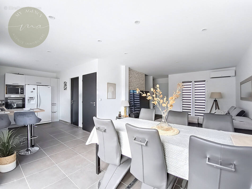 Maison à LIGNAN-SUR-ORB