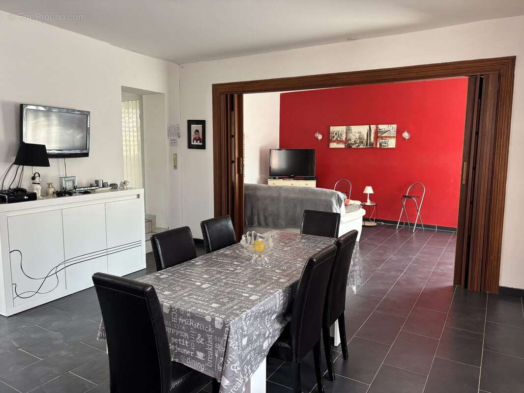 Maison 182 m² à Solesmes  - photo 4
