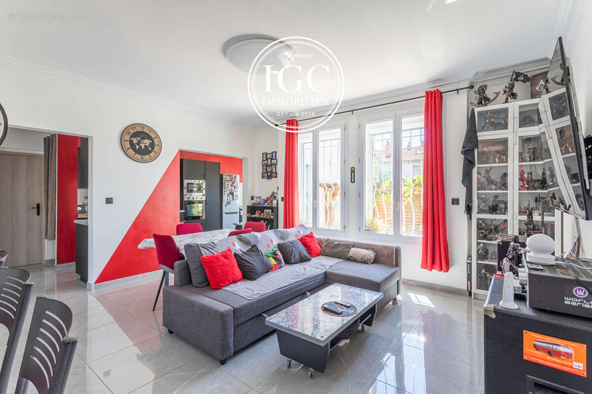 Appartement marseille 13015 - type 3-4 - 79 m² - jardin 180 m² - photo 5