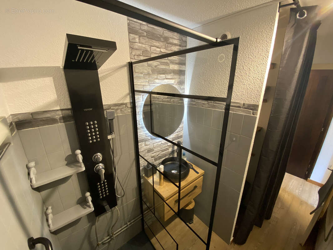 Appartement à NEUVECELLE