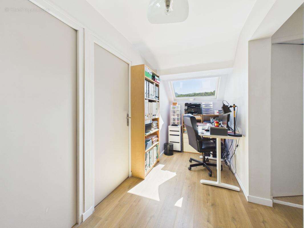 CHAMBÉRY - Maison - 109.50 m2 + terrain de 799m² - photo 12