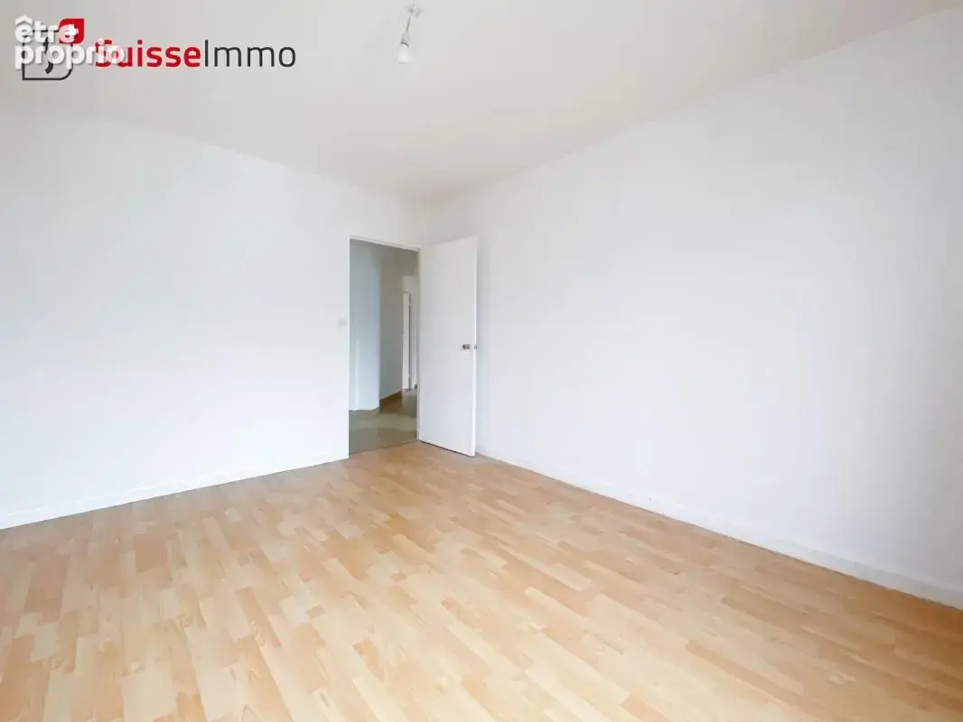 Grand appartement à Montbéliard - photo 4