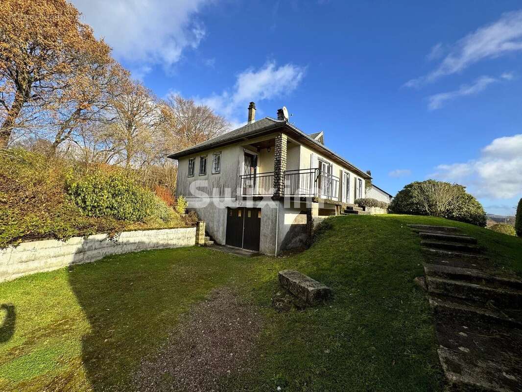 Maison à MONTSAUCHE-LES-SETTONS