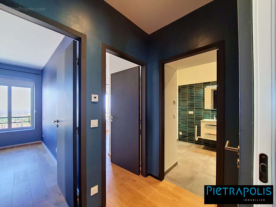 Appartement 105 m² à Saint-Sorlin  - photo 5