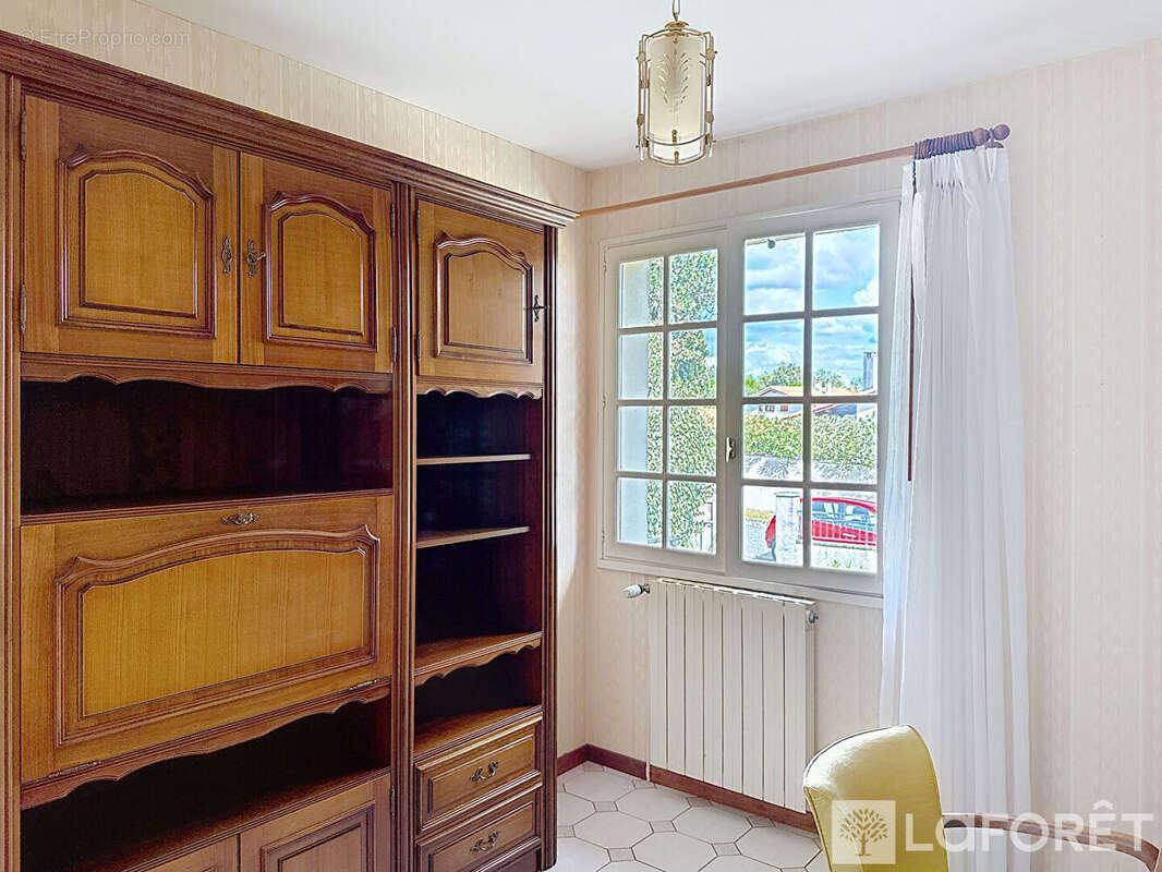 Maison à VILLENAVE-D&#039;ORNON