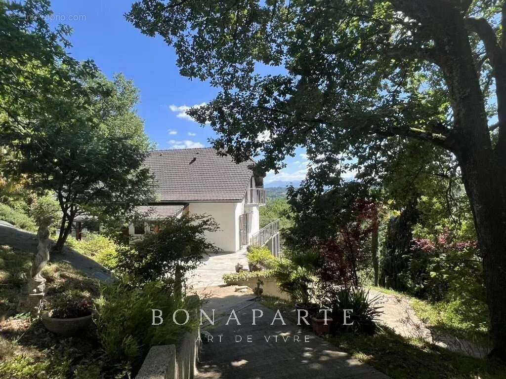 Pau coteaux sud – maison vue pyrénées  4 chambres + sous-sol 70 m² - photo 16