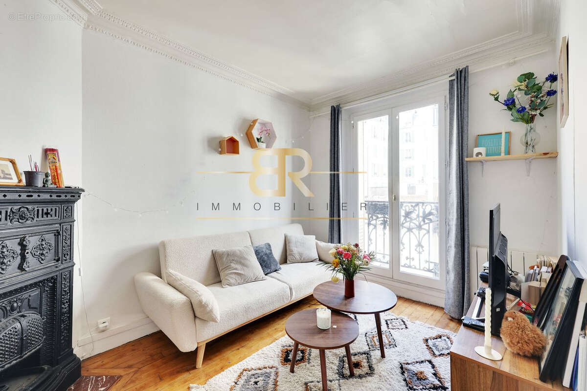 Appartement à PARIS-18E