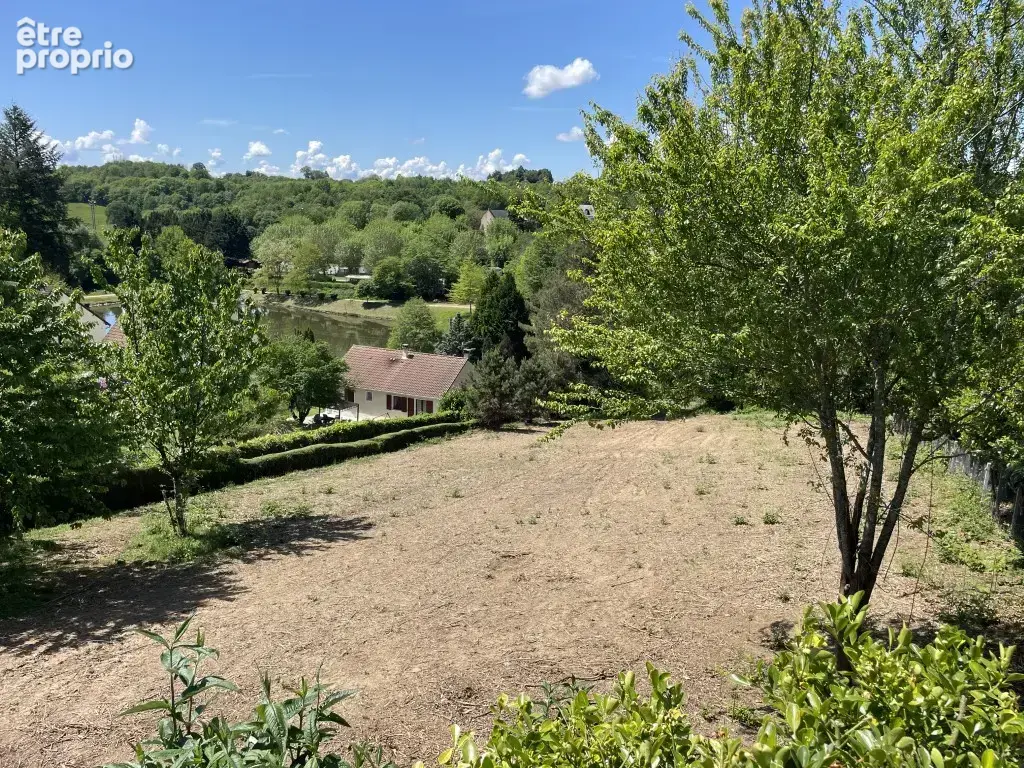 Proche Pompadour, en pérIphérie du village de Saint-Sornin Lavolps - photo 2