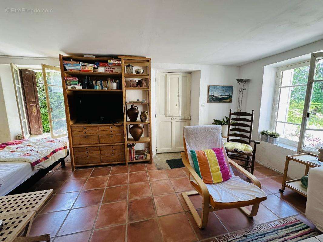 Maison à LASSERRE