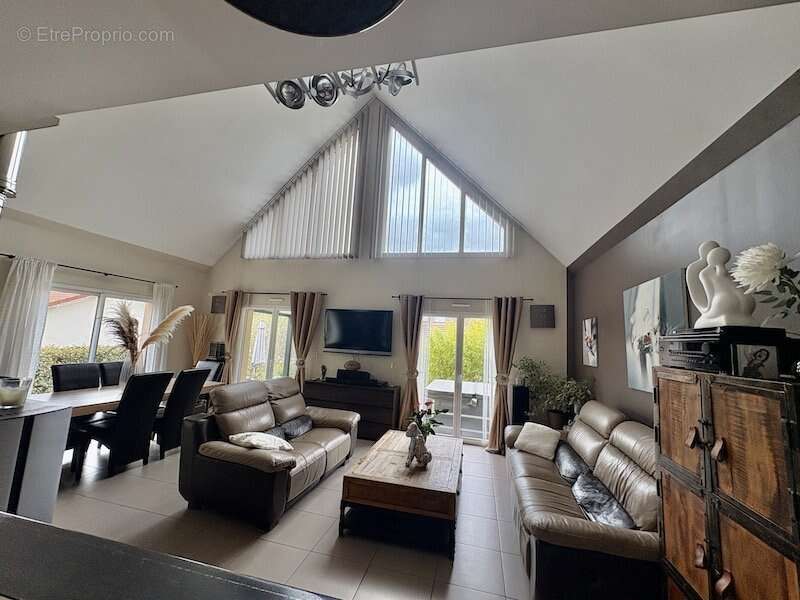 Maison à CHATEAUFORT