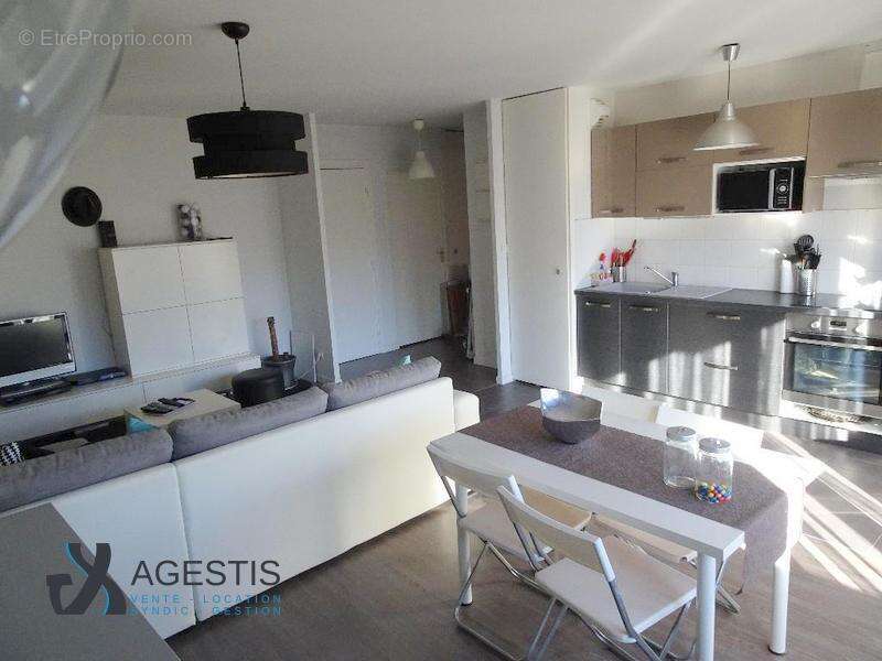   - Appartement à TOULOUSE
