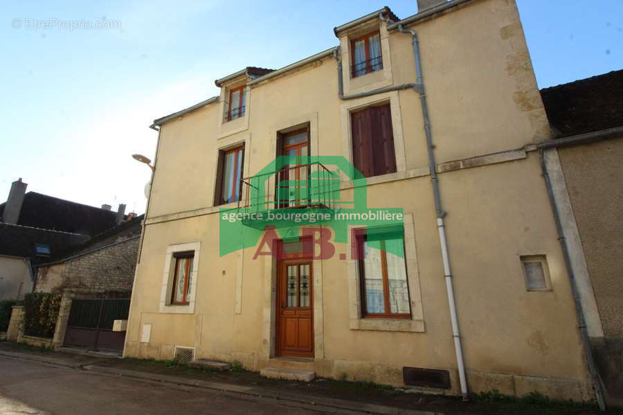 Maison à CLAMECY