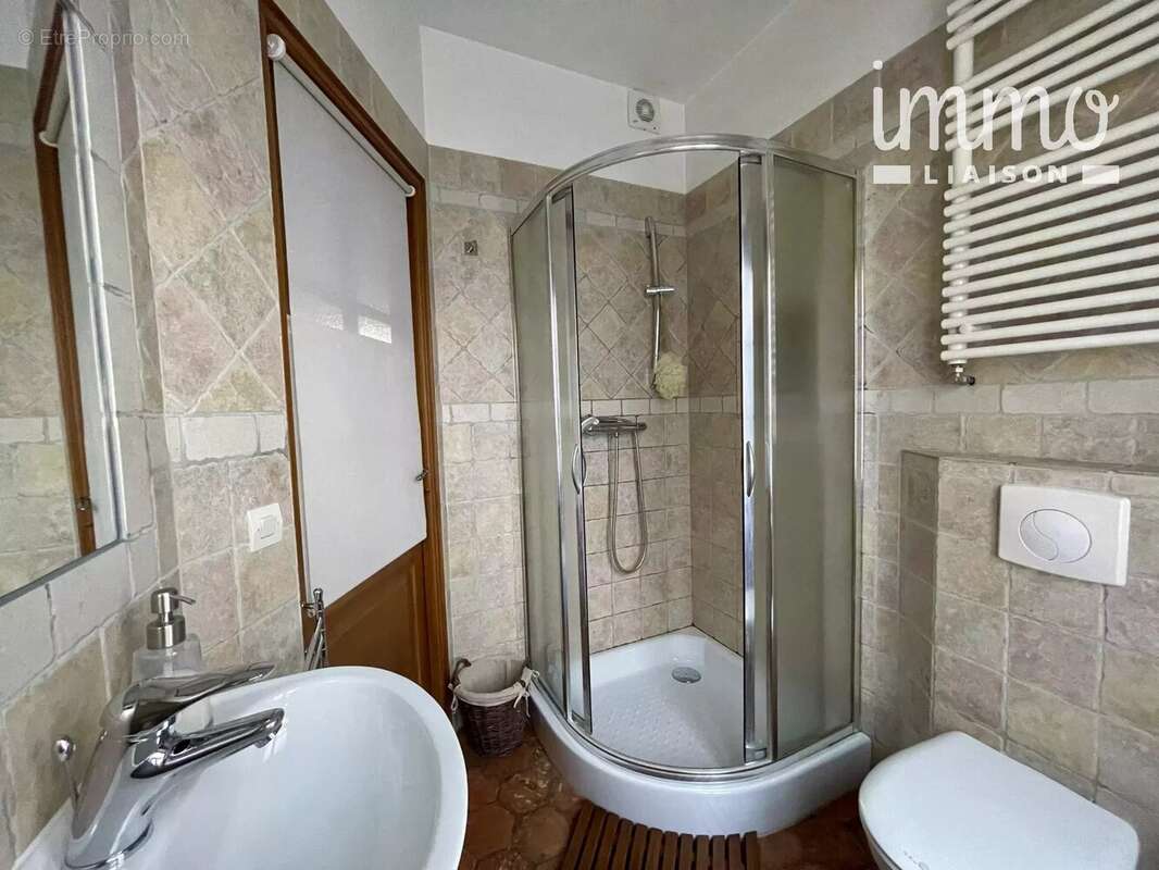 Maison à FLEURY-EN-BIERE