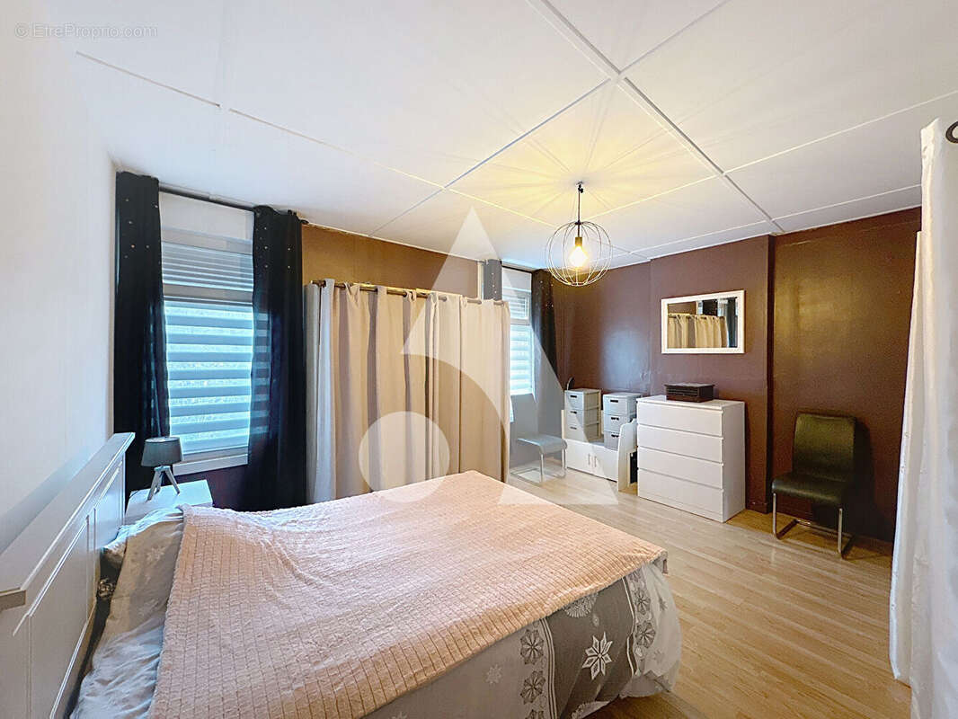 Maison à FRESNES-SUR-ESCAUT