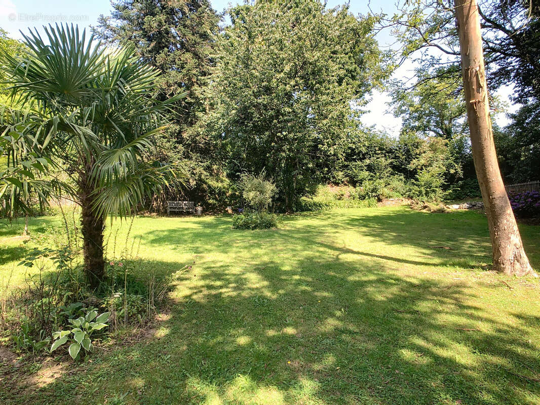 Maison à LE MESNILBUS