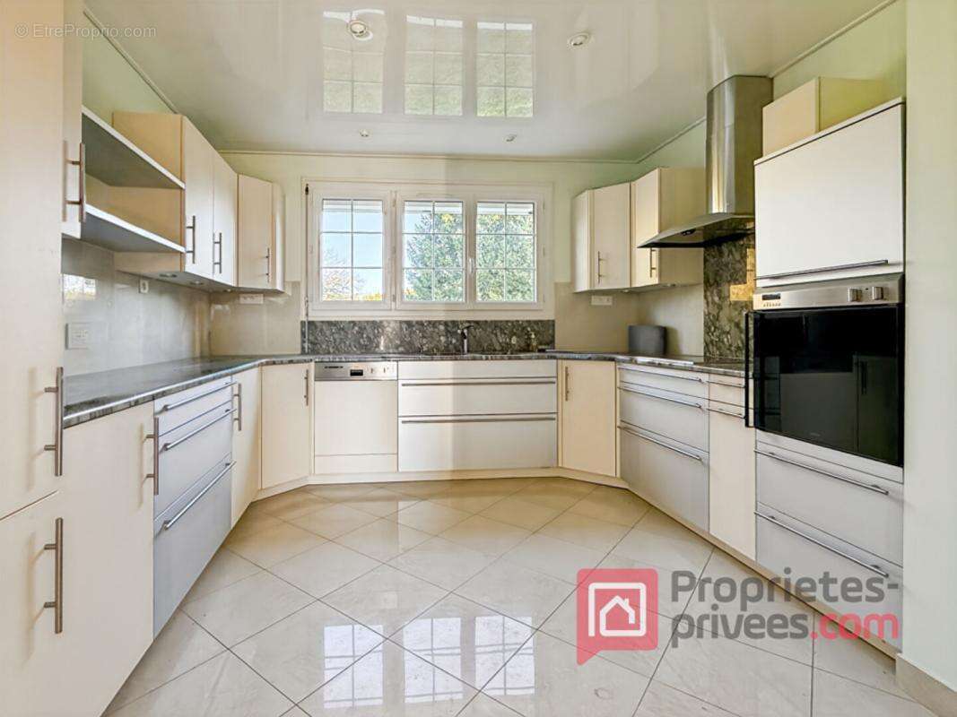 Maison à MERREY-SUR-ARCE