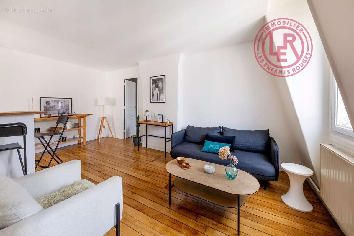 Appartement à PARIS-11E