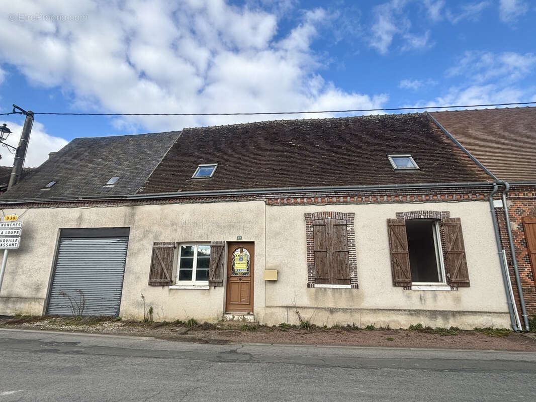 Maison à LA CROIX-DU-PERCHE