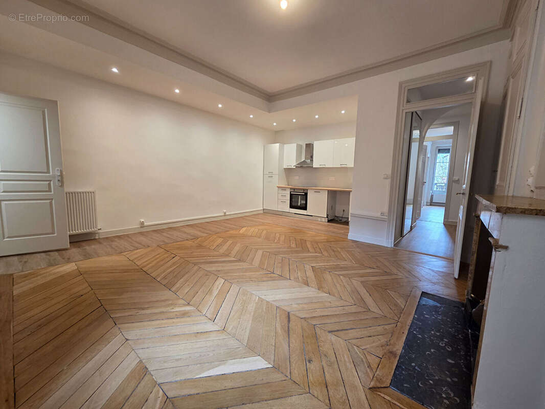 Appartement à LYON-2E