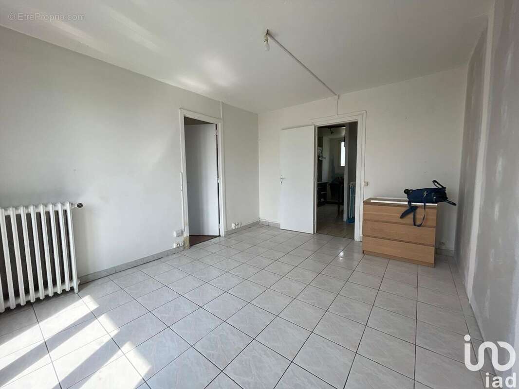 Photo 9 - Appartement à SAINT-MAUR-DES-FOSSES